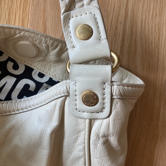 Marc by Marc Jacobs off-white or cream, large, leather handbag, VGUC. - Picture 9 of 10